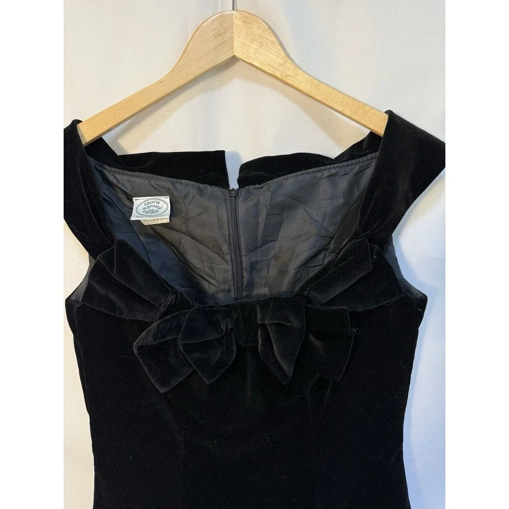 Vintage 80's Laura Ashley Velvet Dress sz 8  Cocktail  Party elegant made in UK - Picture 3 of 10